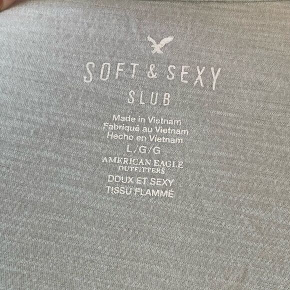 Pre-Owed American Eagle Womens Green Scope Neck Soft & Sexy Short Sleeve Top - Picture 5 of 6